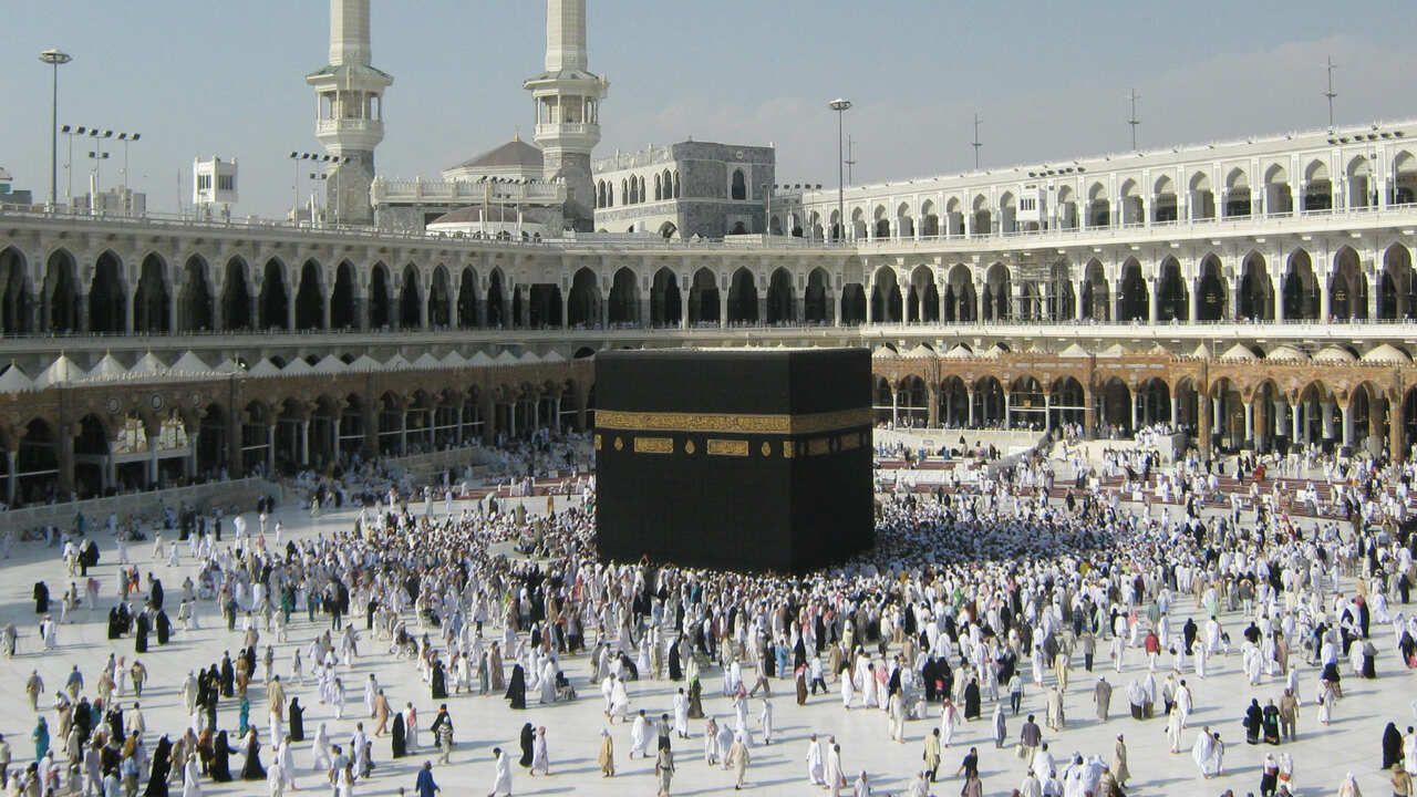 Umrah Package - Premium