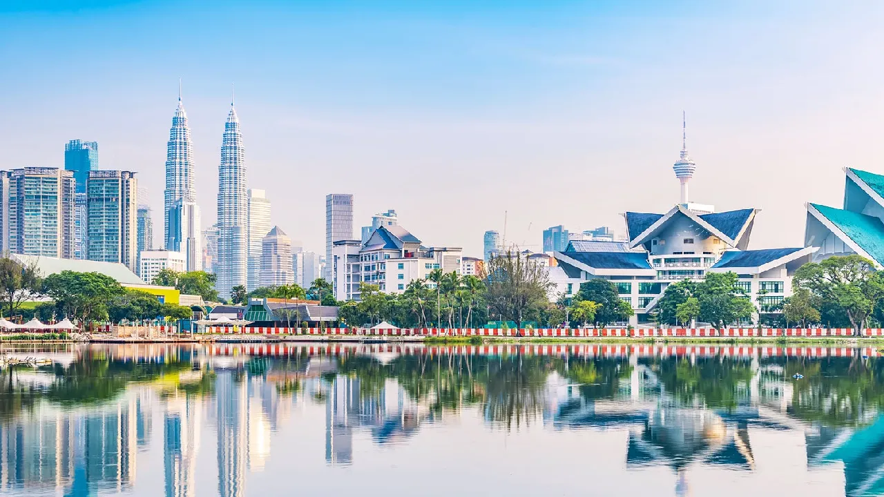 Kuala Lumpur Free and Easy
